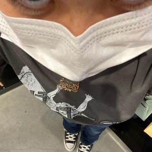 Meet your Posher, Daniela